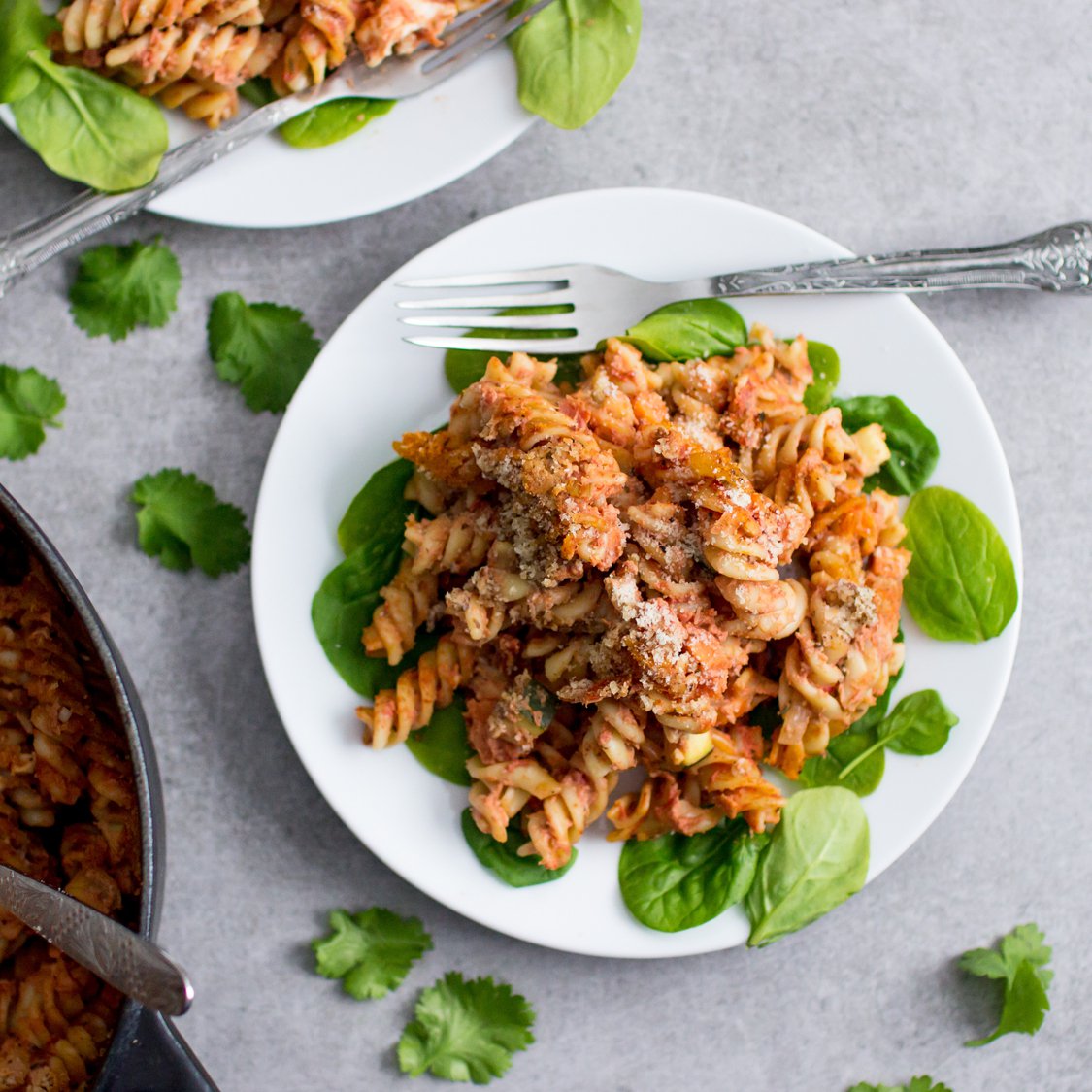 Gebackene Pasta mit Tomatensoße 