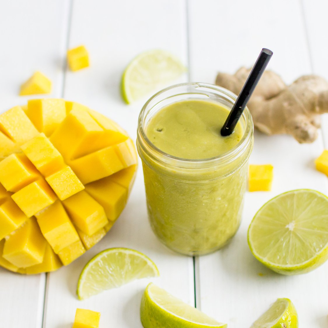 Matcha Mango Ingwer Smoothie