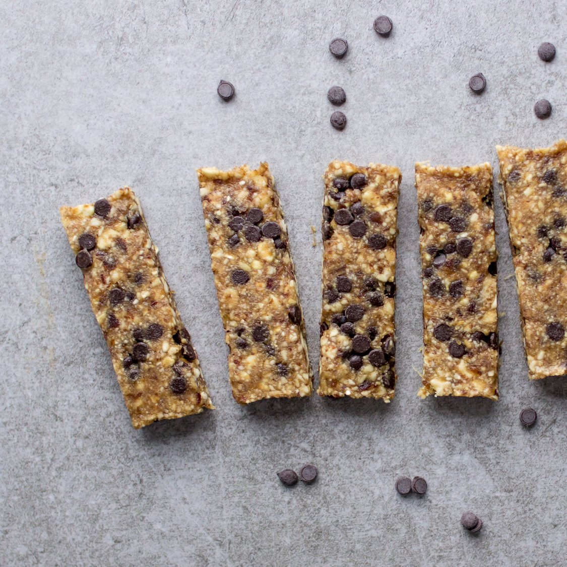 Cashew Dattel Riegel mit Schokotropfen