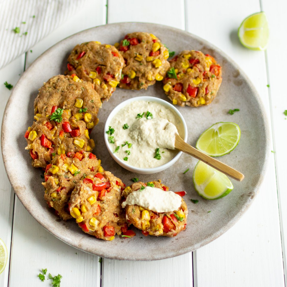 Kichererbsenpatties mit Mais und Paprika 